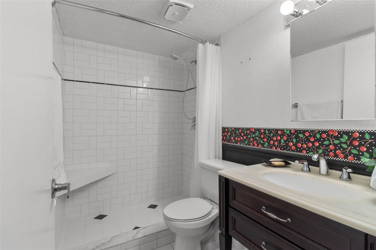 Image 13 of 44 For 3970 37th Street S 14