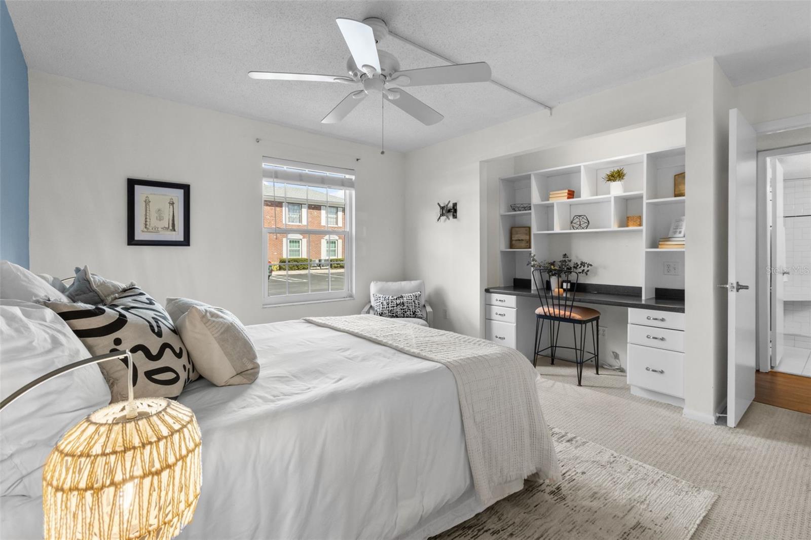 Image 15 of 44 For 3970 37th Street S 14