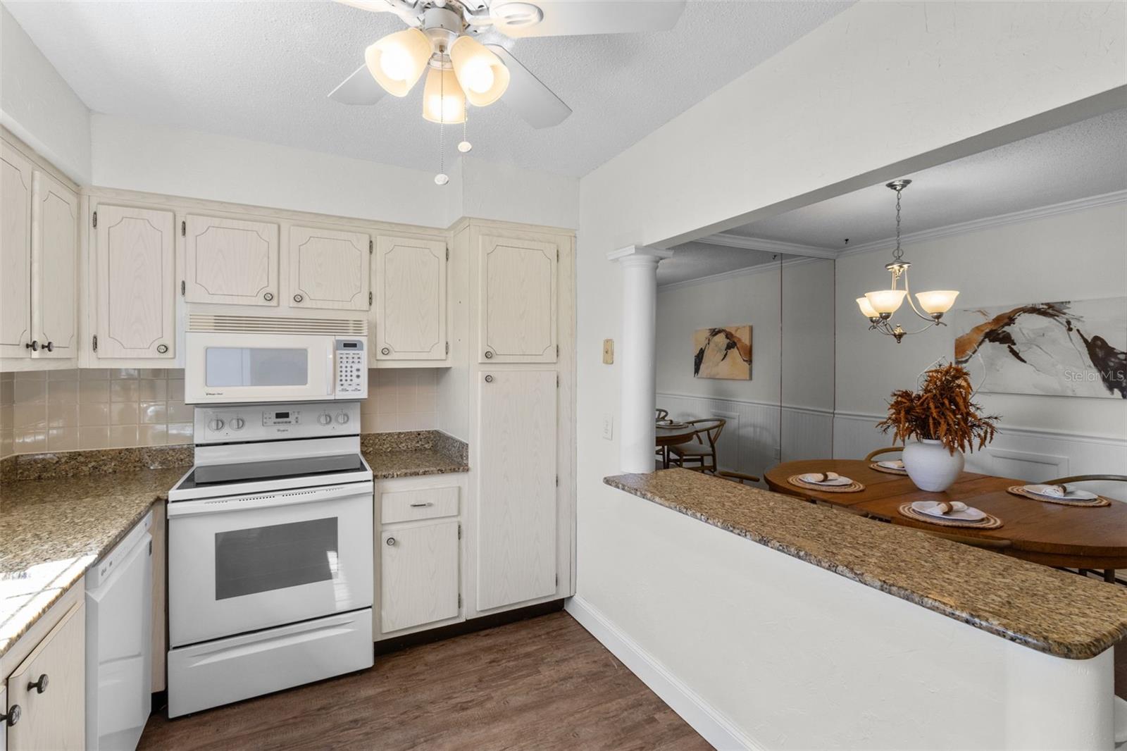 Image 8 of 44 For 3970 37th Street S 14