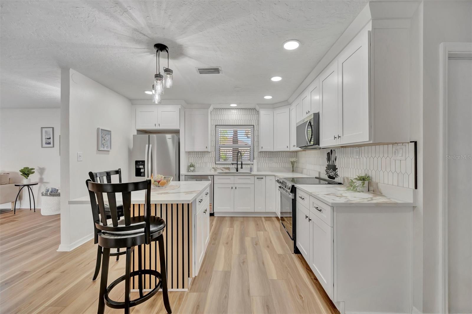 Image 12 of 59 For 6209 Flamingo Drive