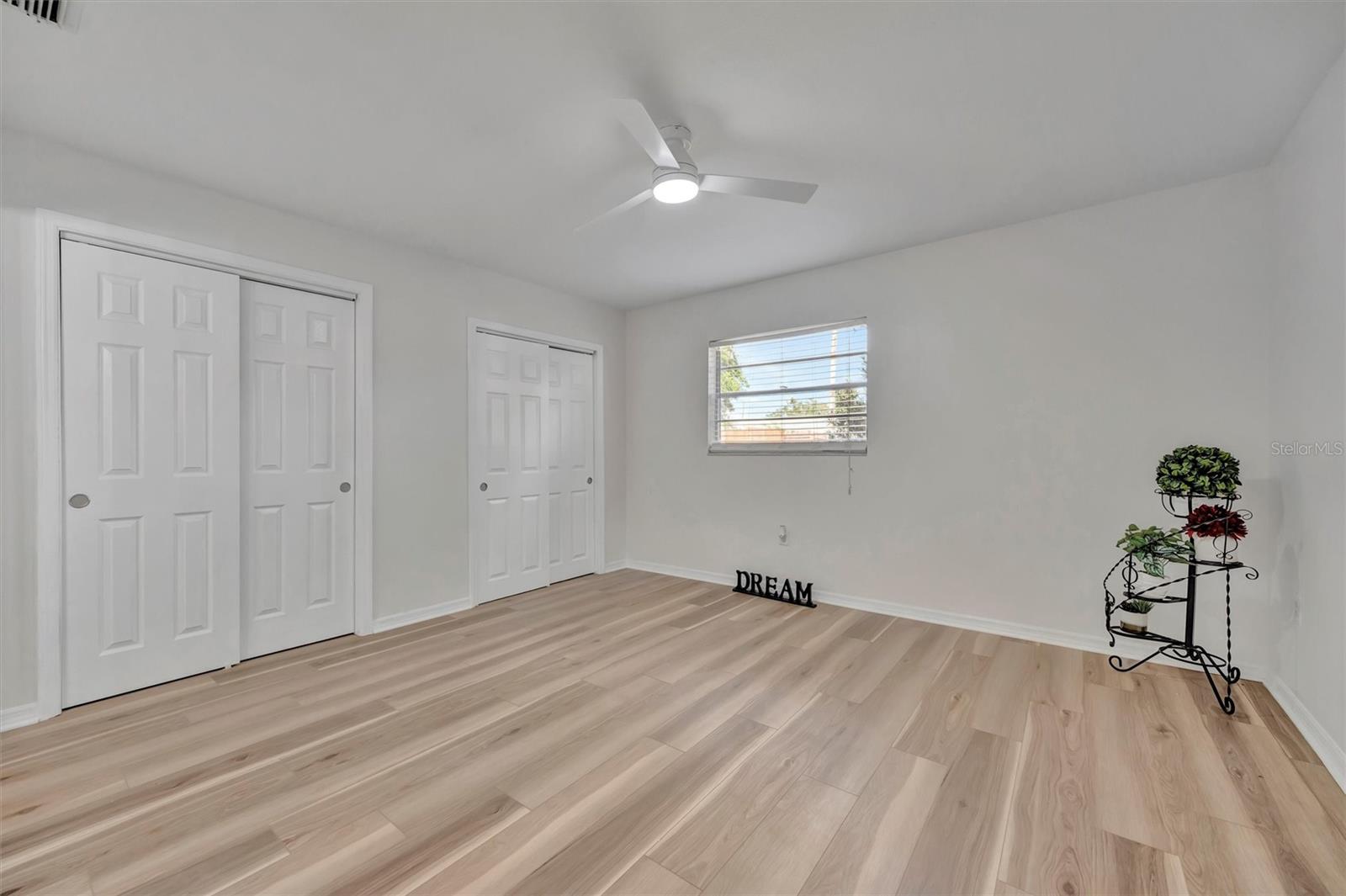 Image 19 of 59 For 6209 Flamingo Drive