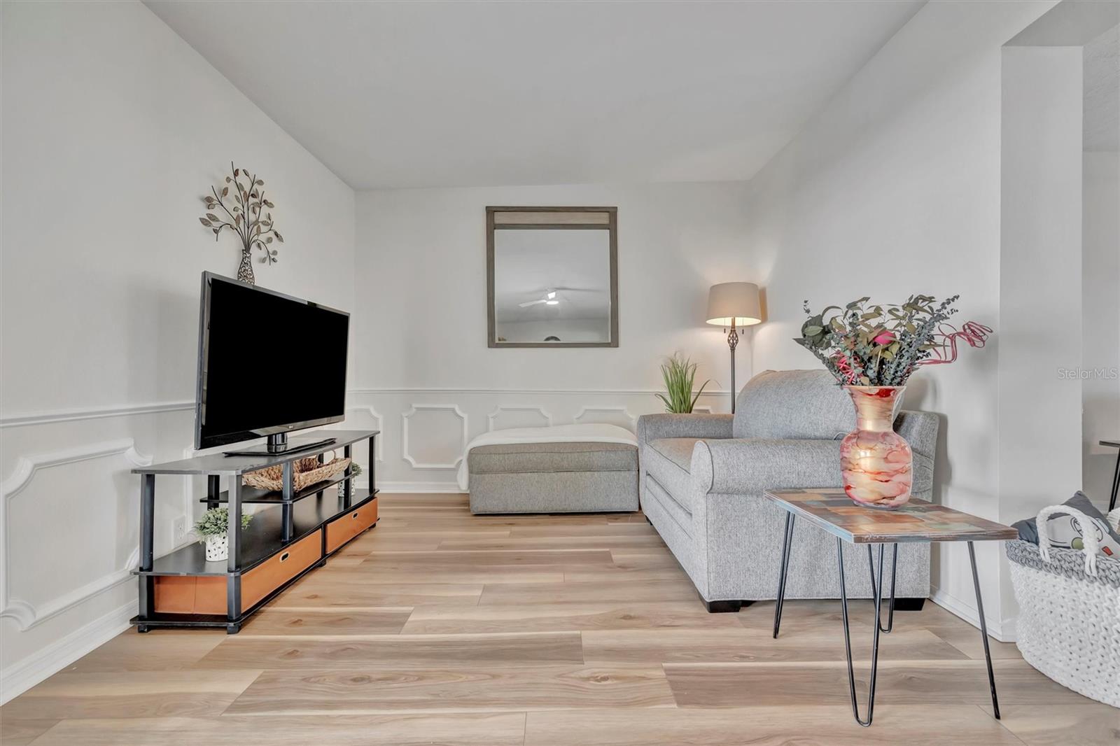 Image 22 of 59 For 6209 Flamingo Drive