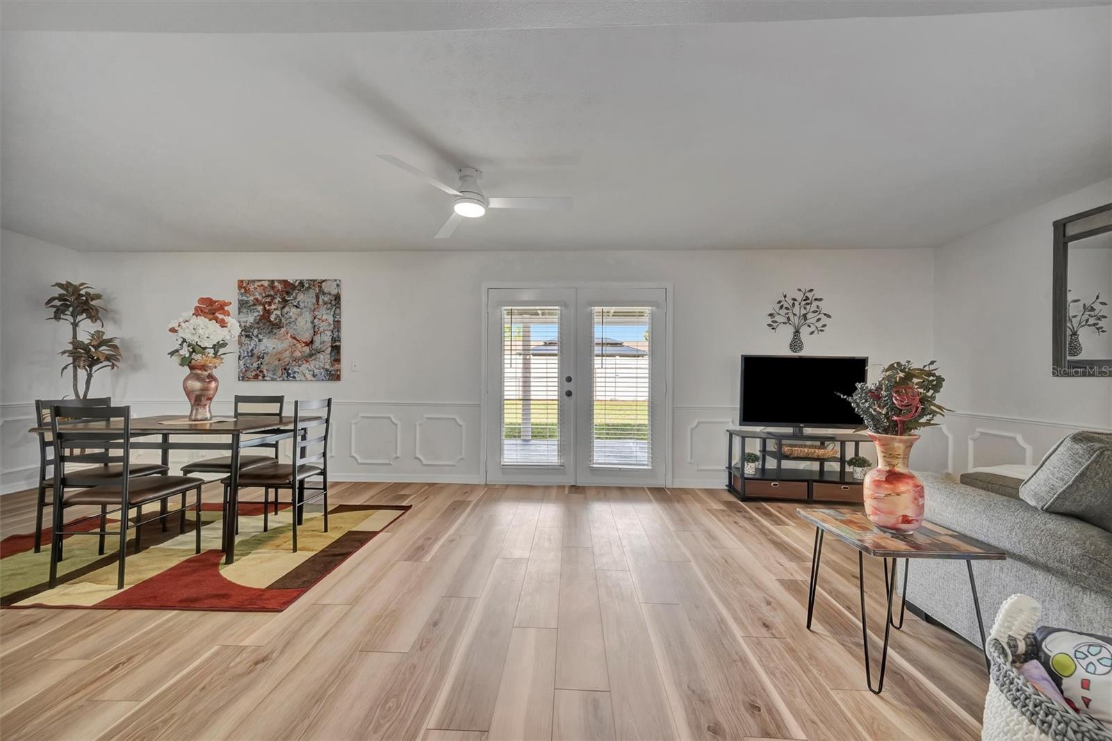 Image 24 of 59 For 6209 Flamingo Drive