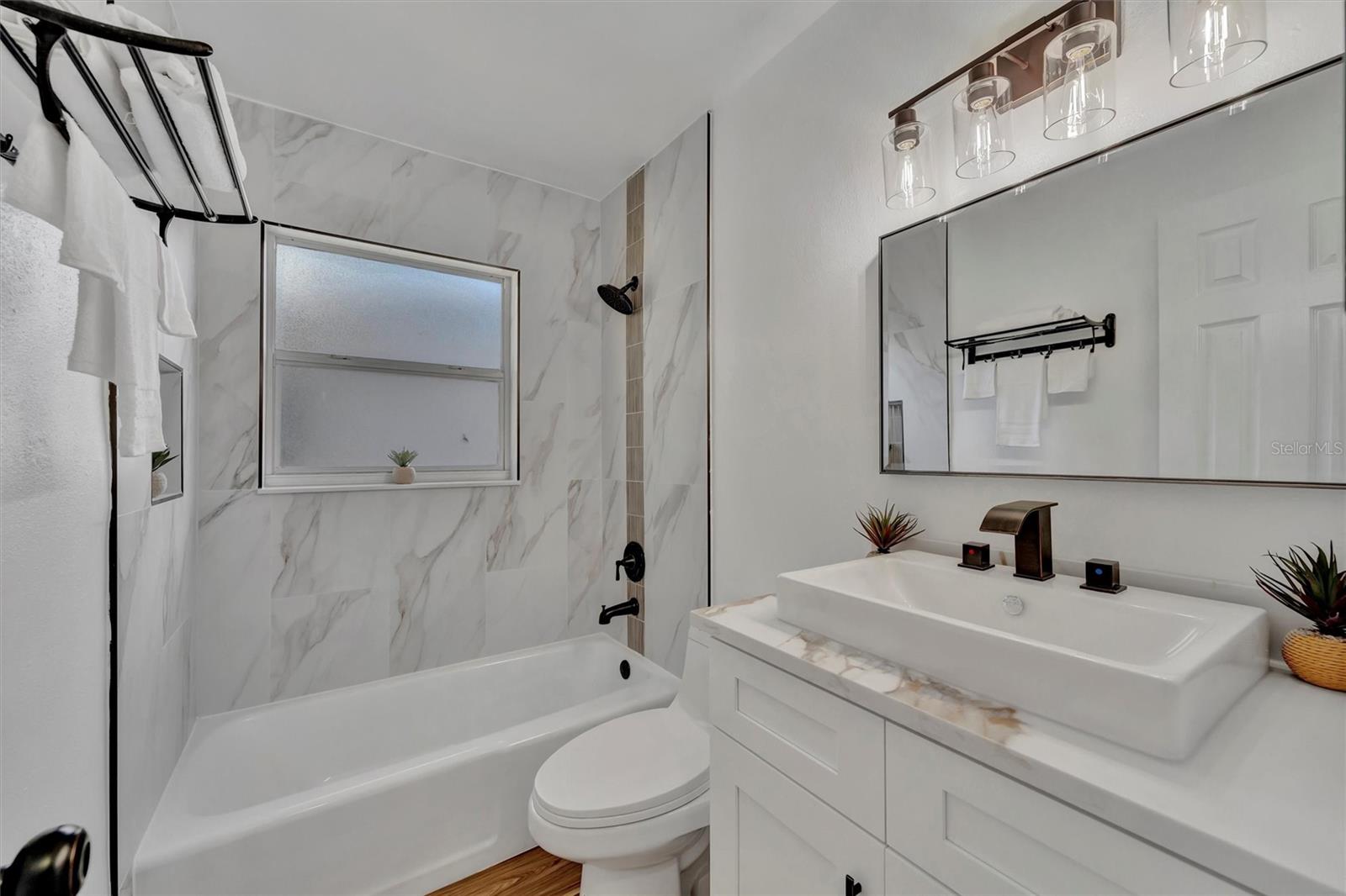 Image 35 of 59 For 6209 Flamingo Drive