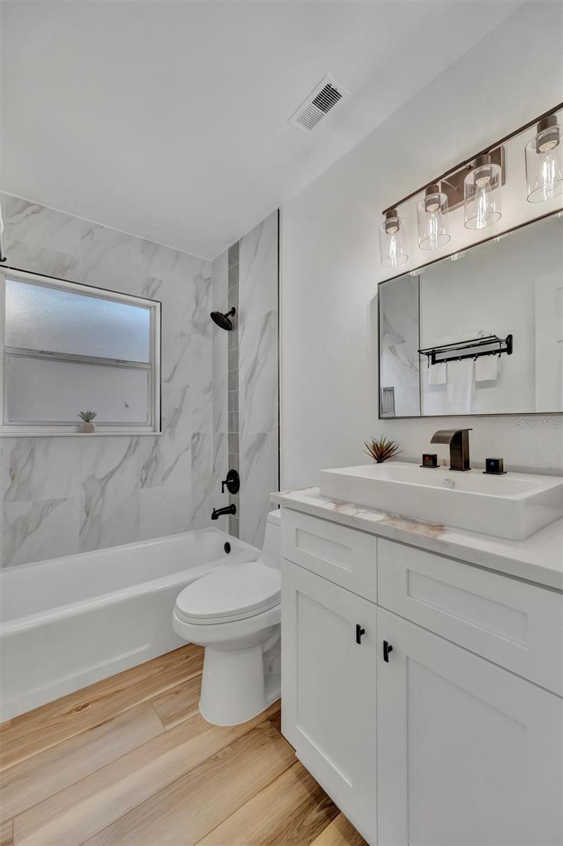 Image 36 of 59 For 6209 Flamingo Drive