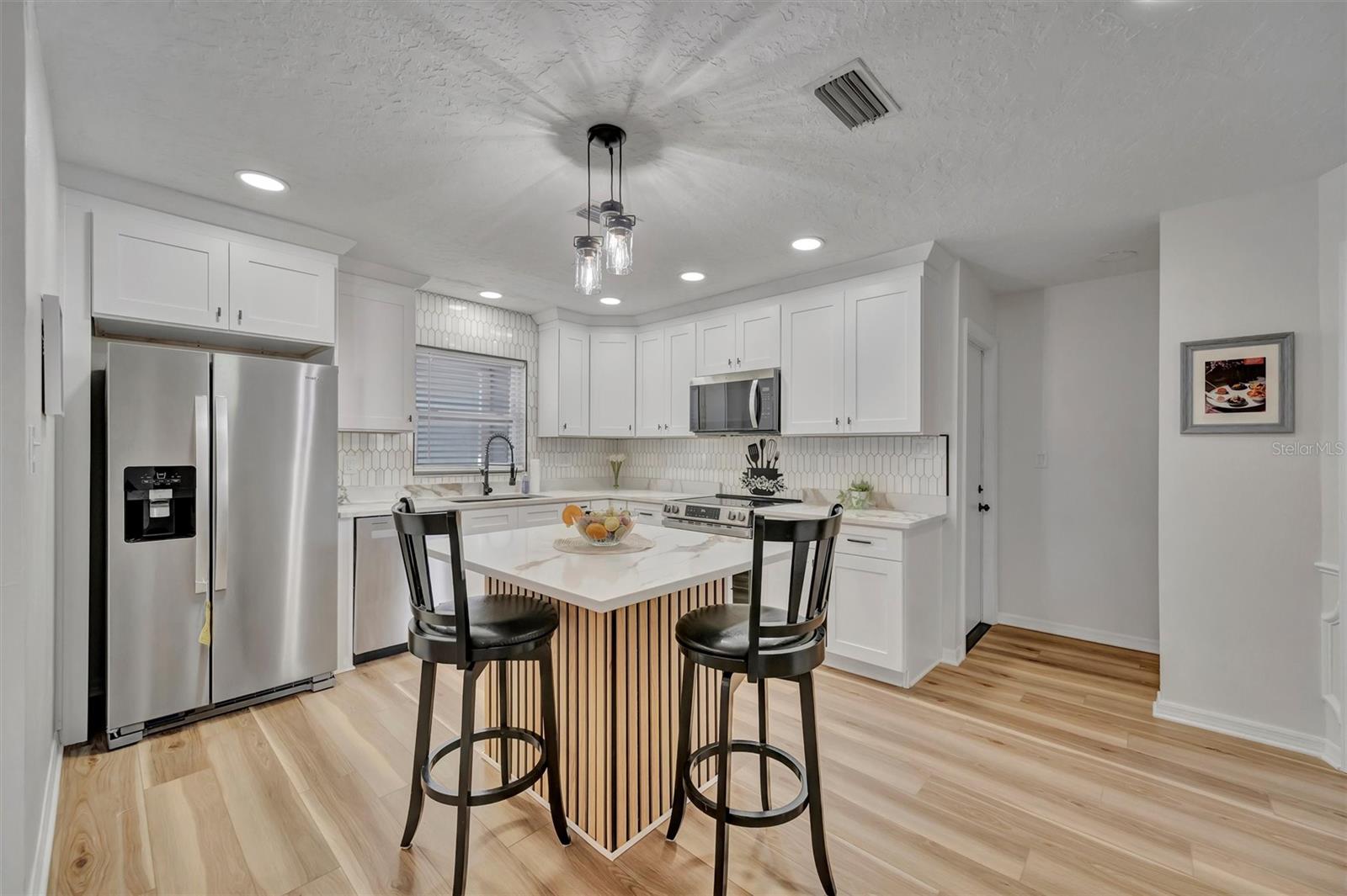 Image 9 of 59 For 6209 Flamingo Drive