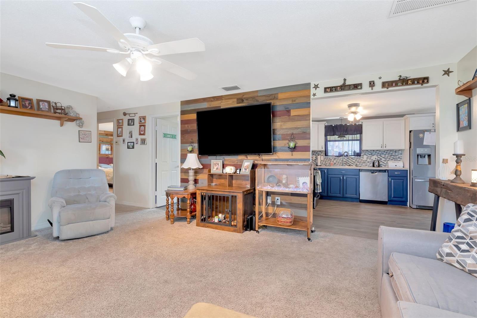 Image 12 of 27 For 10301 Orchid Drive