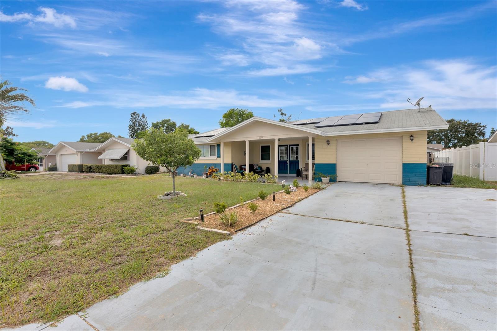 Image 5 of 27 For 10301 Orchid Drive