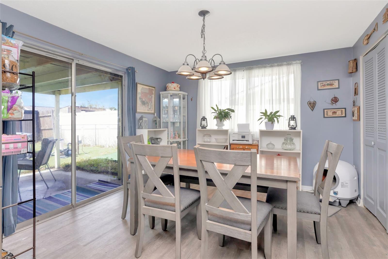 Image 6 of 27 For 10301 Orchid Drive