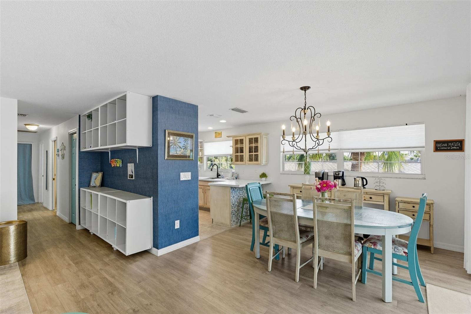 Image 11 of 76 For 206 14th Avenue