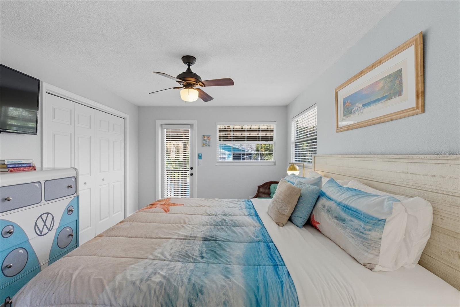 Image 36 of 76 For 206 14th Avenue