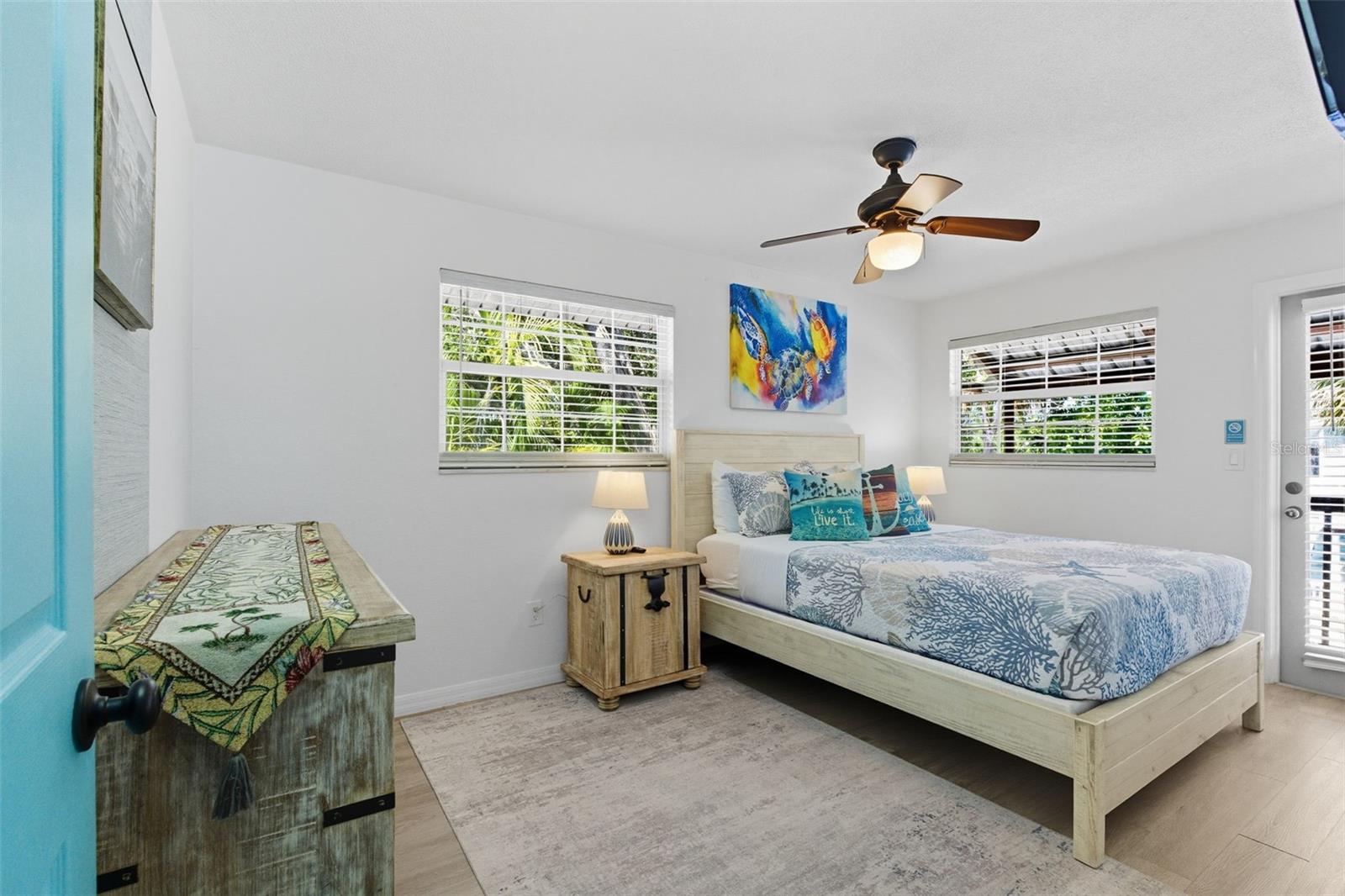 Image 41 of 76 For 206 14th Avenue