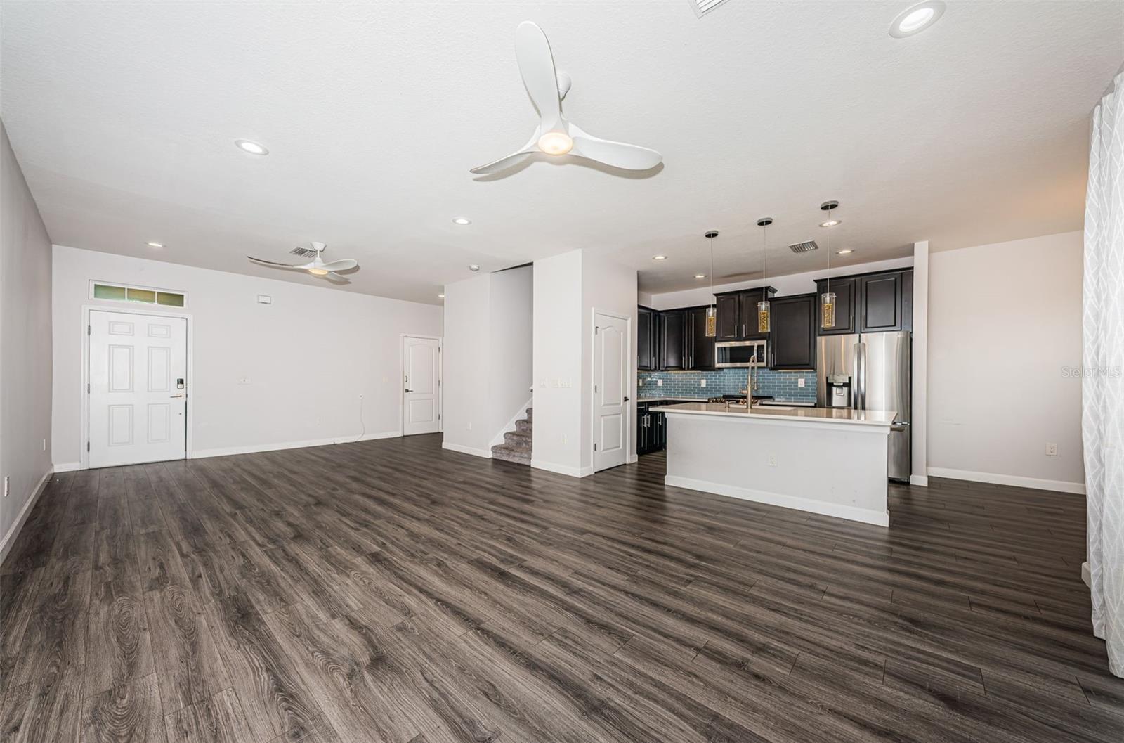 Image 5 of 41 For 575 53rd Avenue N