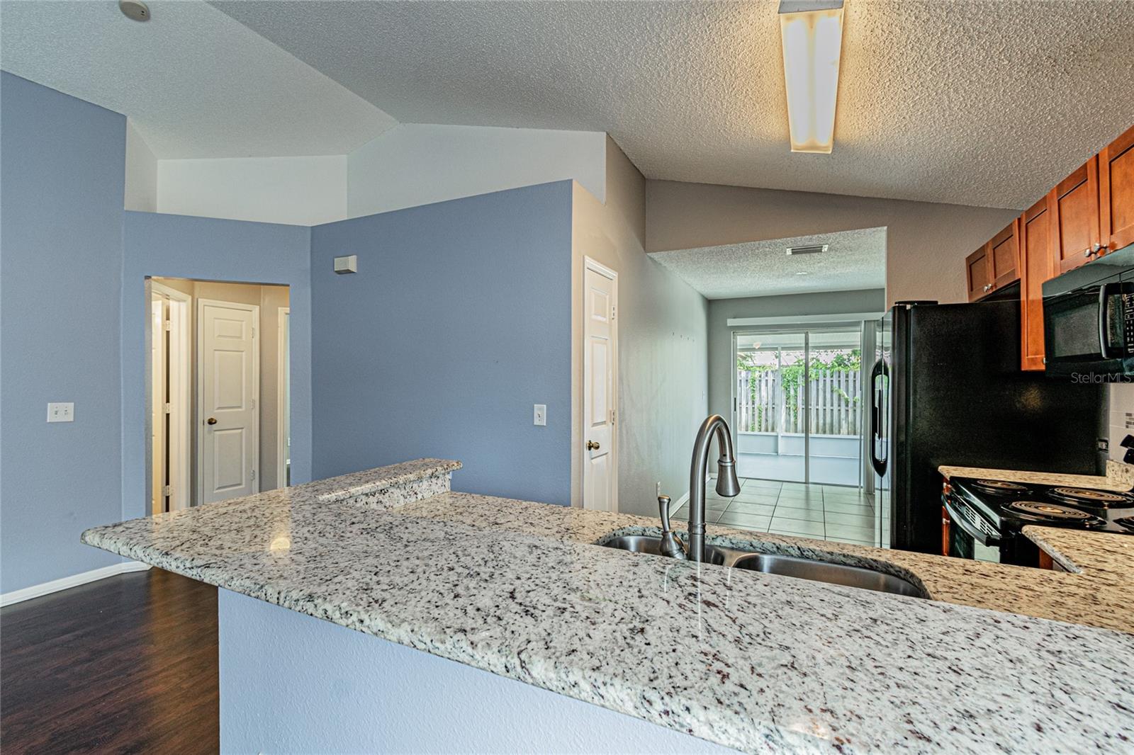 Image 7 of 22 For 13136 Carrollwood Creek Drive