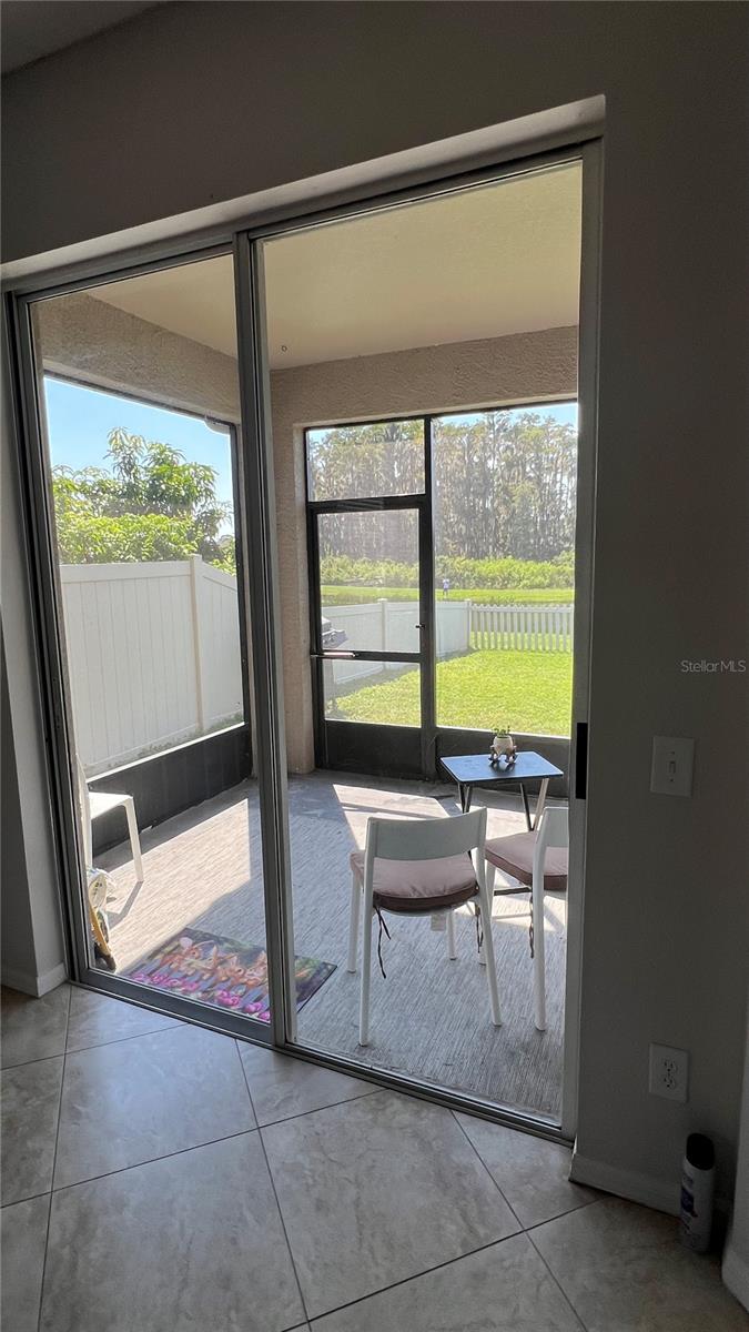 Image 15 of 27 For 3921 Stornoway Drive