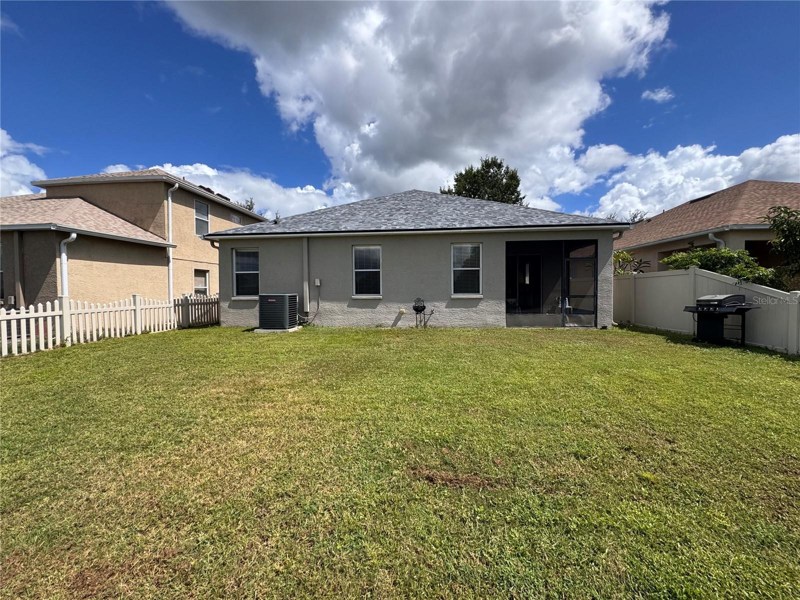 Image 3 of 27 For 3921 Stornoway Drive