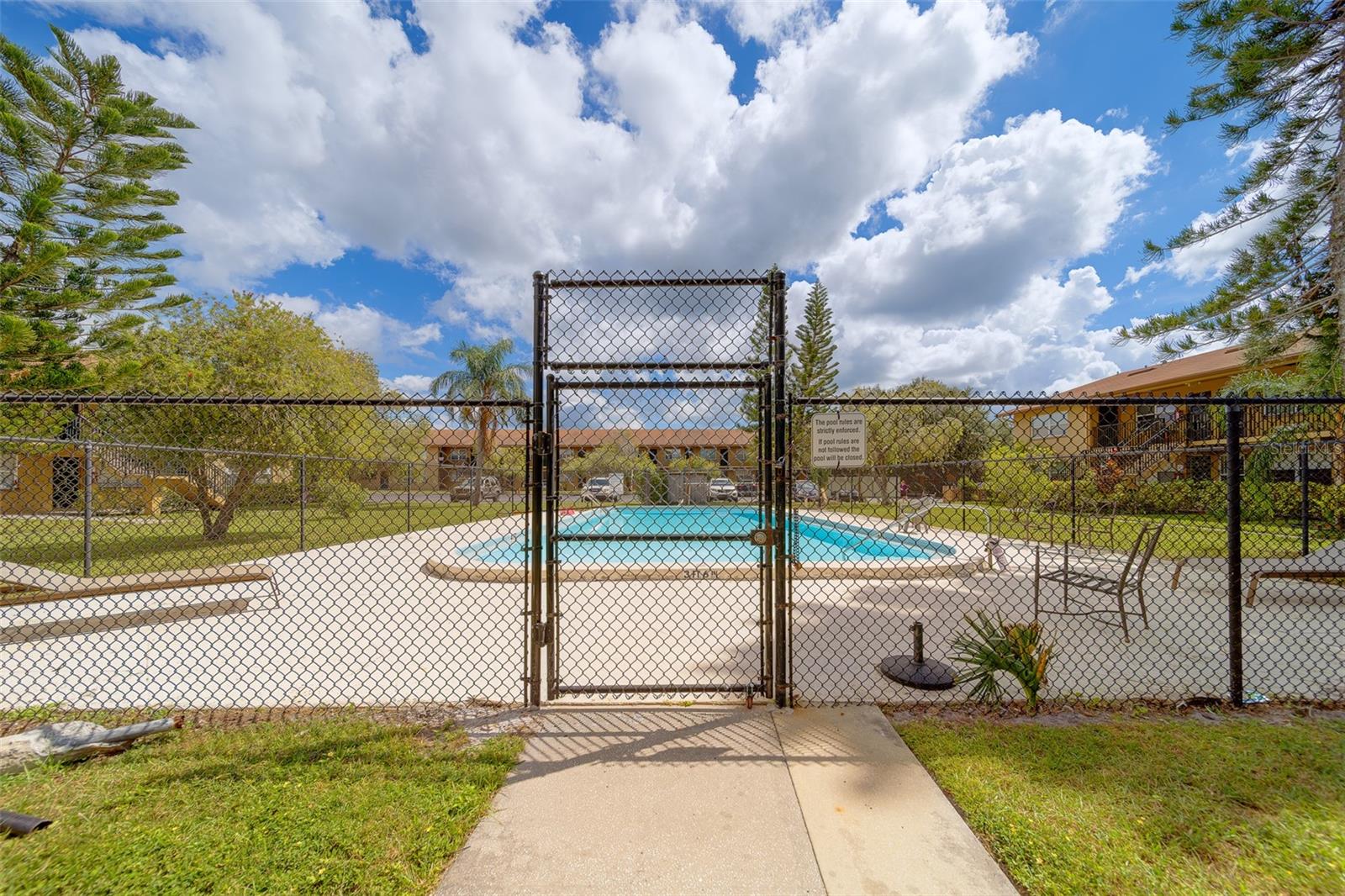 Image 21 of 25 For 2500 Harn Boulevard F12