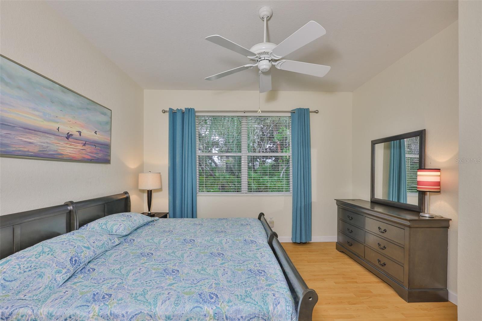 Image 20 of 61 For 2050 Sifield Greens Way 19