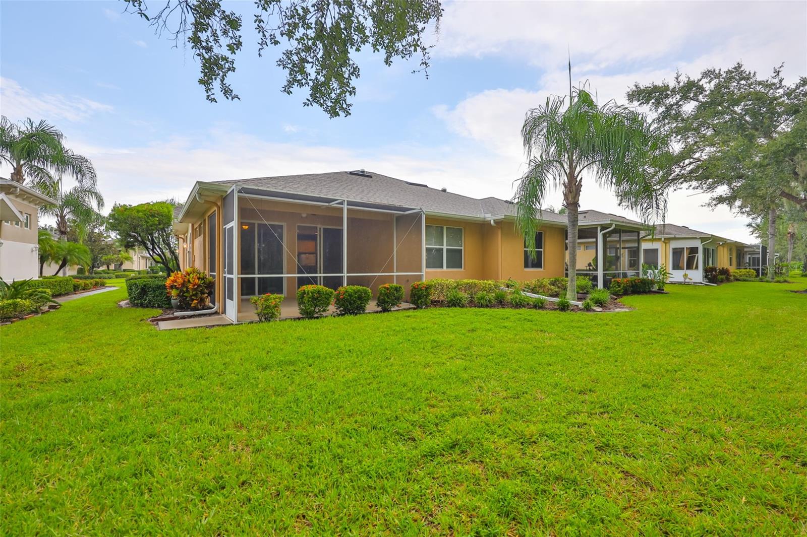 Image 30 of 61 For 2050 Sifield Greens Way 19
