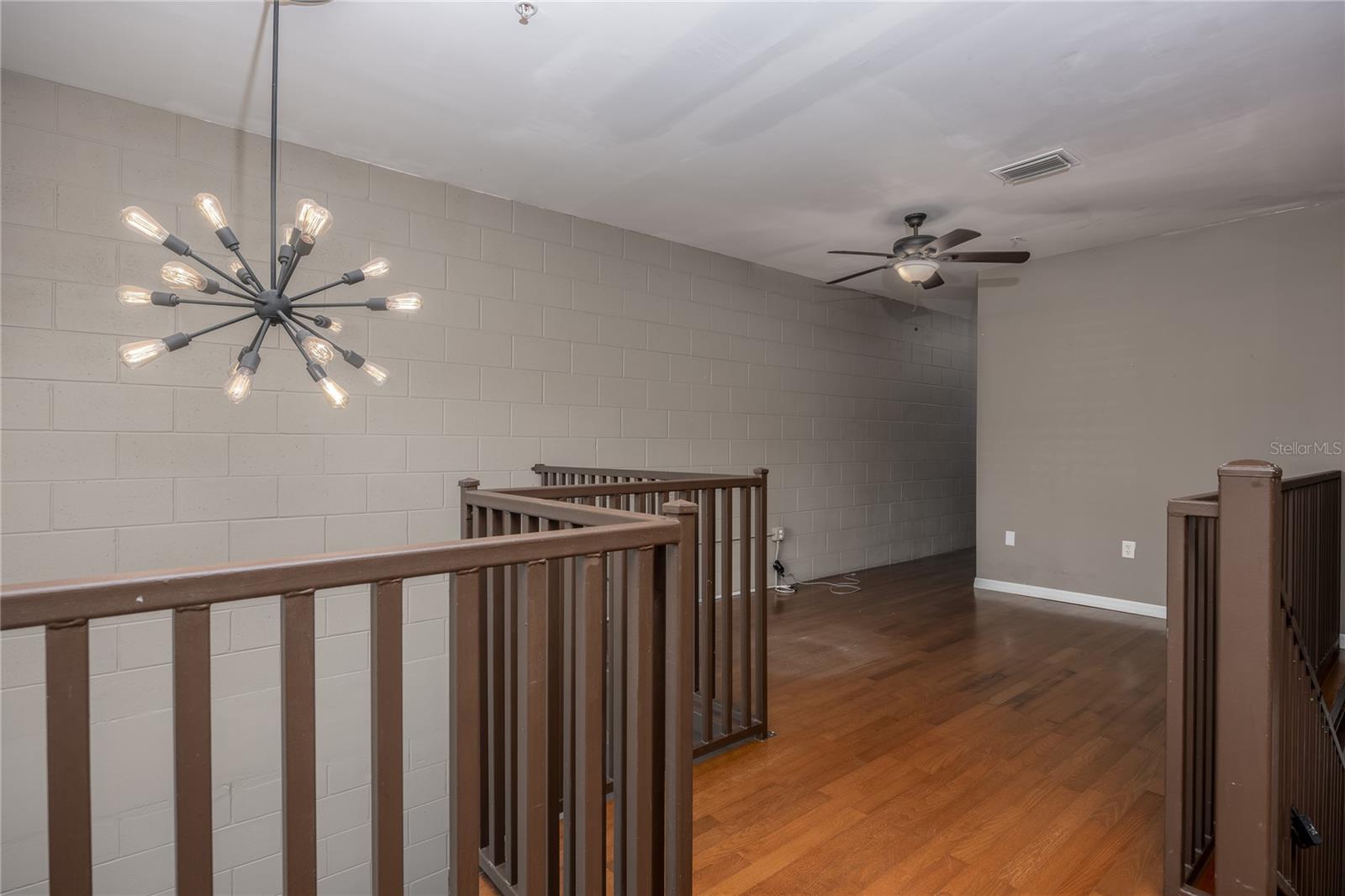 Image 14 of 29 For 1615 5th Avenue 1