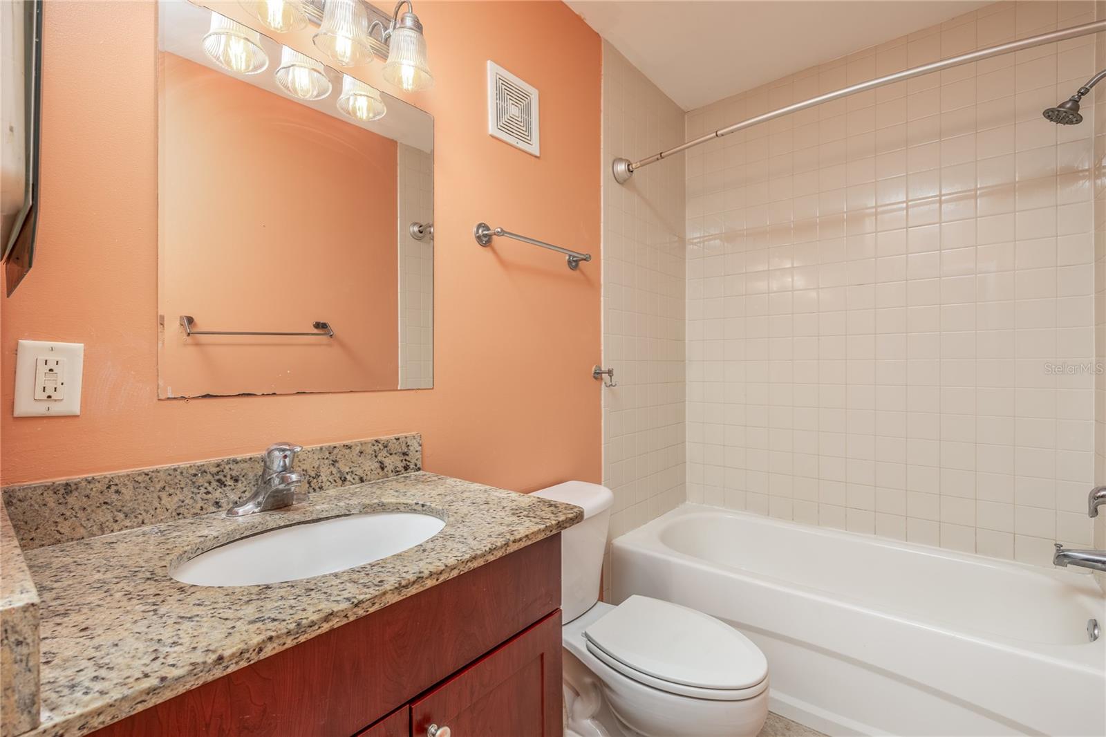 Image 16 of 29 For 1615 5th Avenue 1