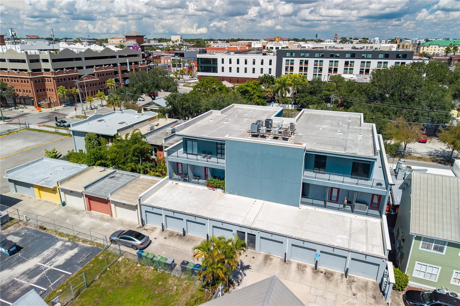 Image 27 of 29 For 1615 5th Avenue 1