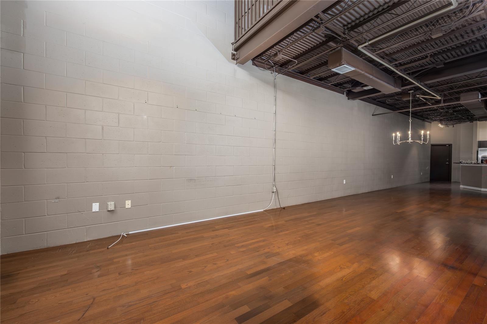 Image 7 of 29 For 1615 5th Avenue 1