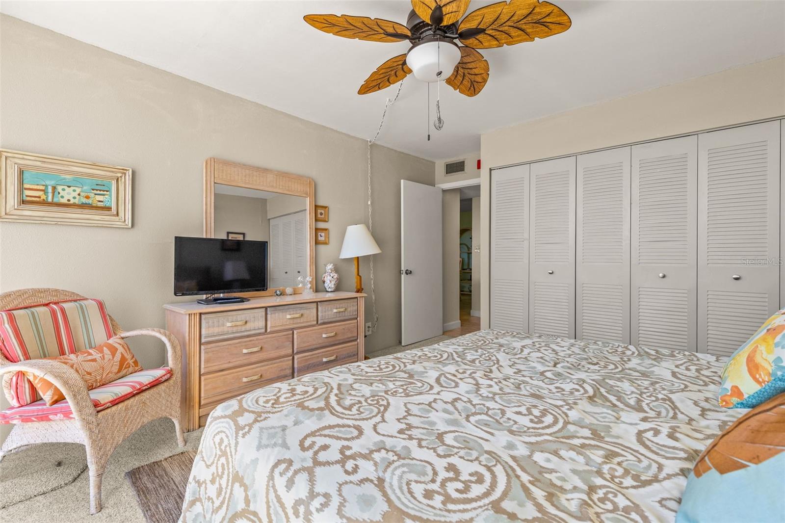 Image 26 of 48 For 1 Key Capri  102e