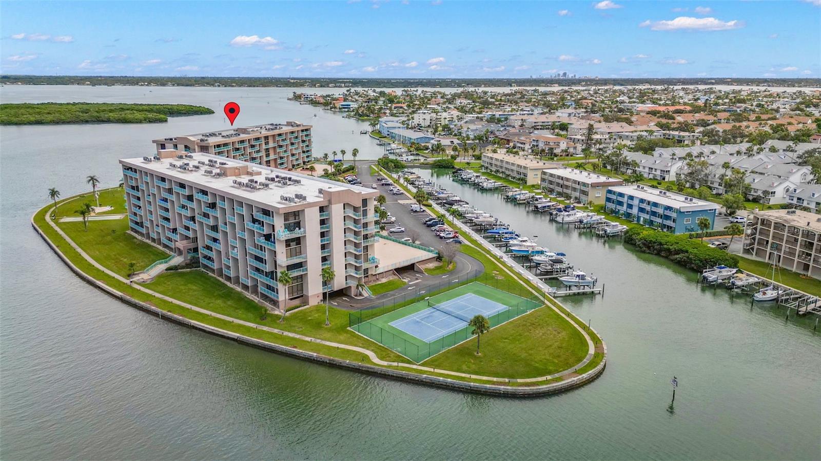 Image 44 of 48 For 1 Key Capri  102e