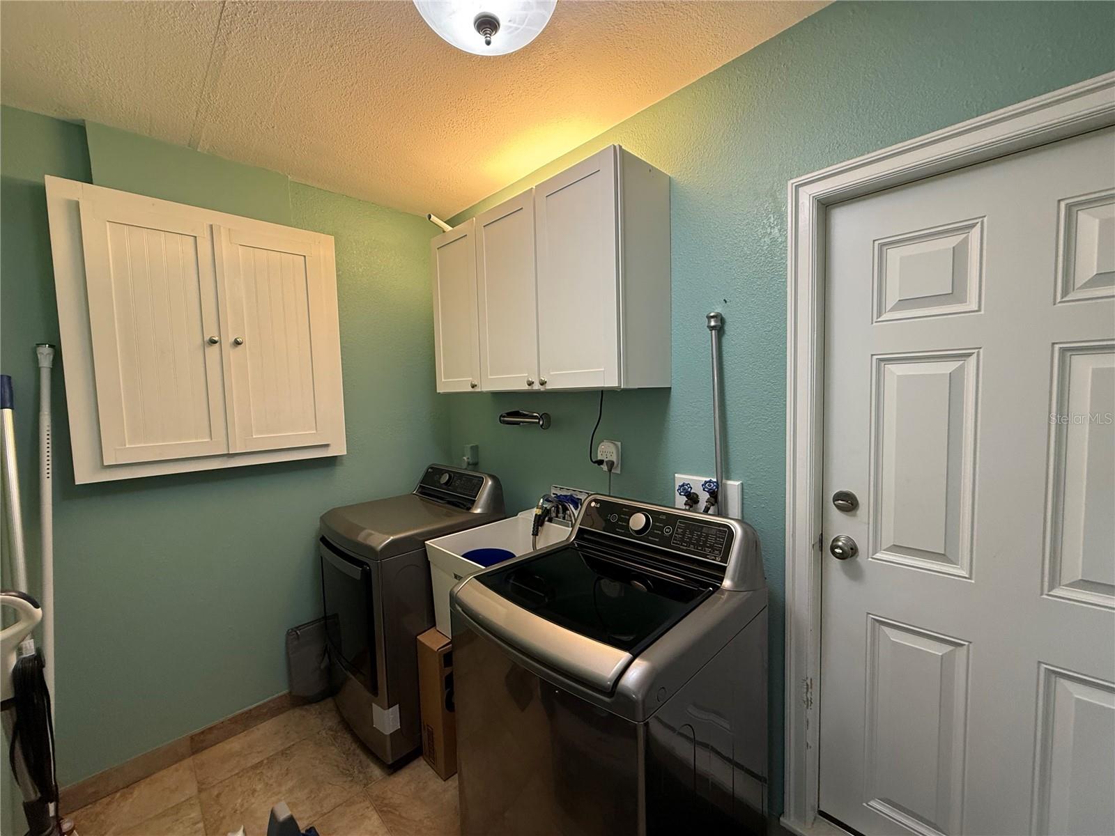 Image 41 of 48 For 10038 84th Street