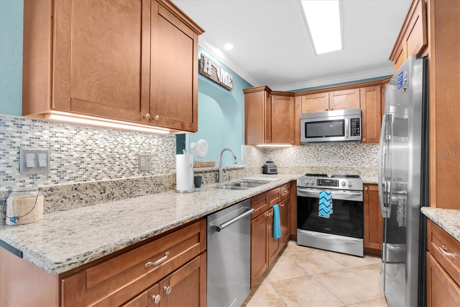 Image 9 of 48 For 10038 84th Street