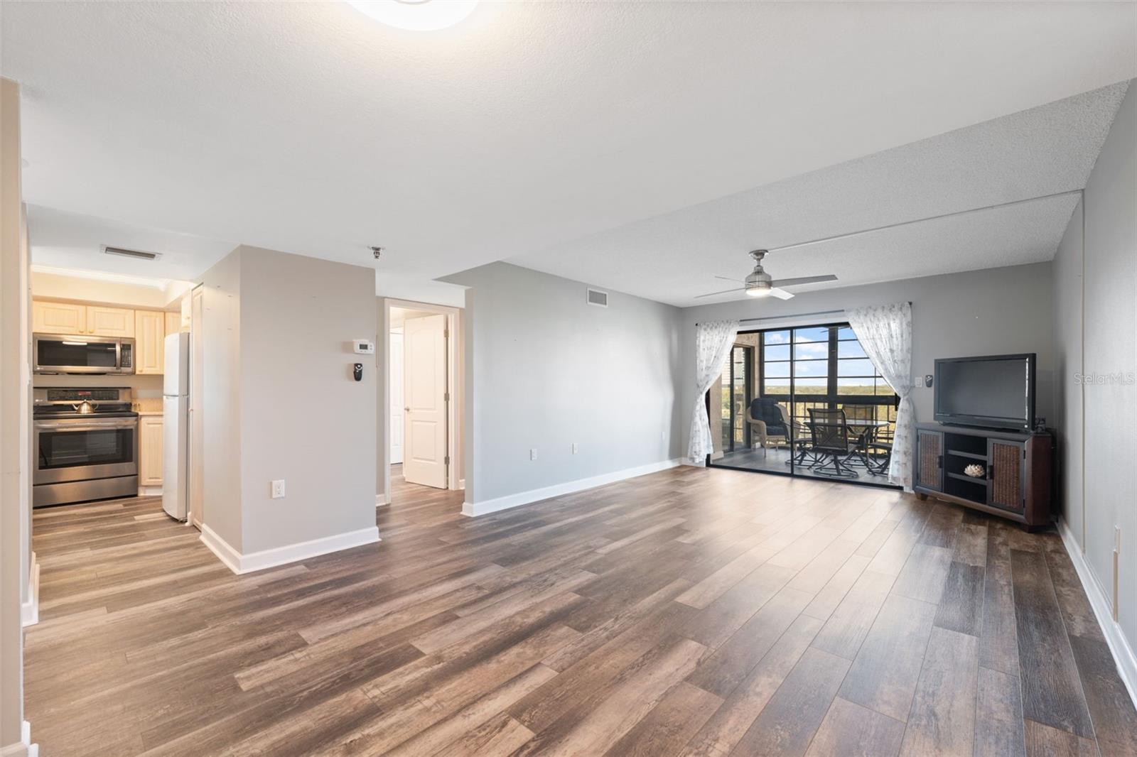 Image 13 of 90 For 9860 62nd Terrace N 1036