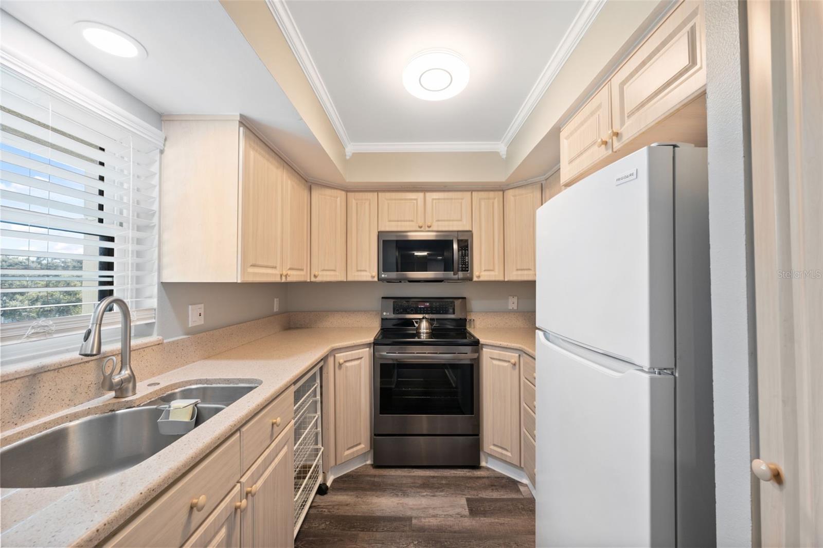 Image 16 of 90 For 9860 62nd Terrace N 1036