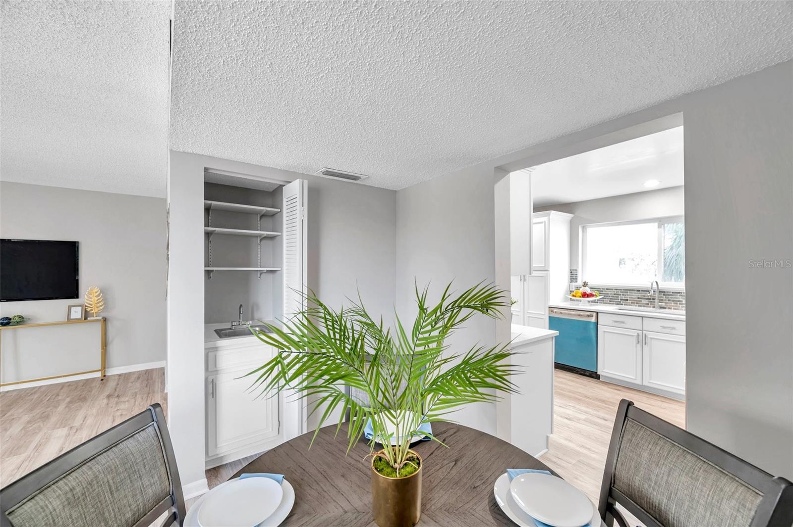 Image 12 of 44 For 6311 Newtown Circle 11b1