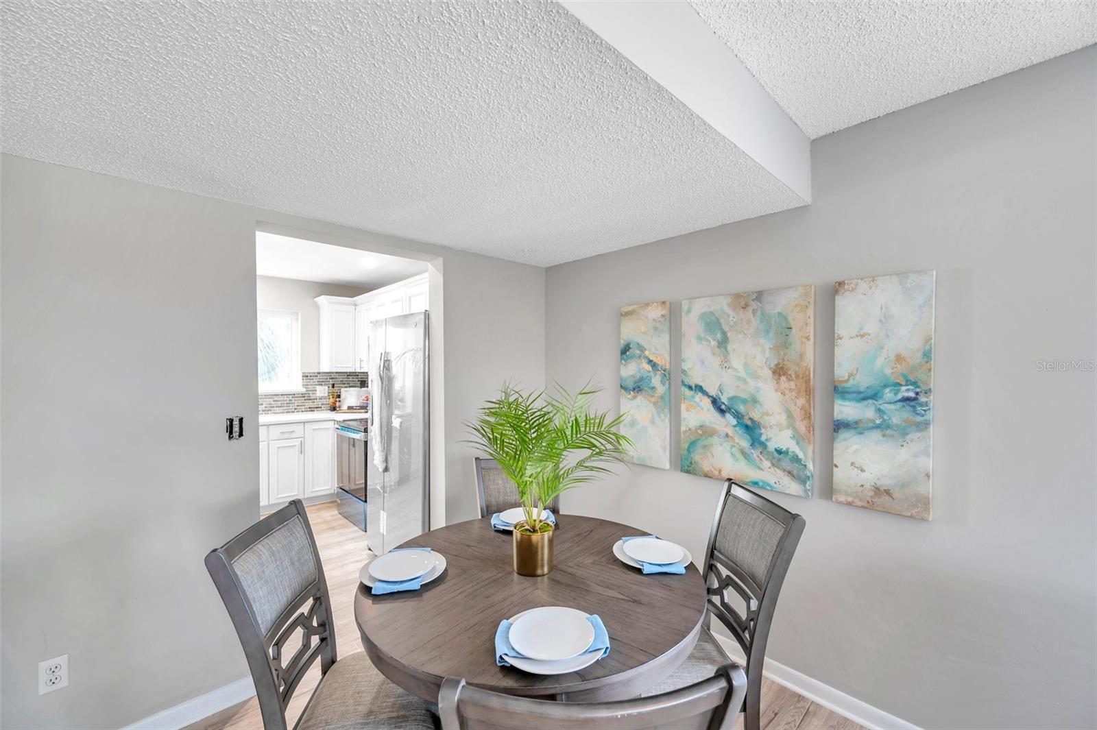 Image 15 of 44 For 6311 Newtown Circle 11b1