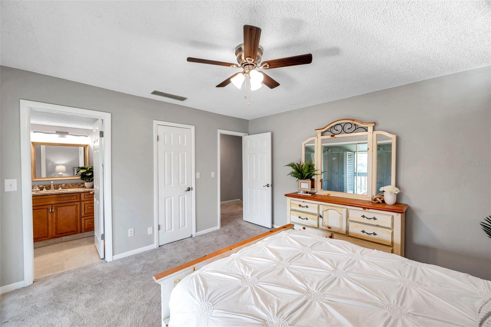 Image 26 of 44 For 6311 Newtown Circle 11b1