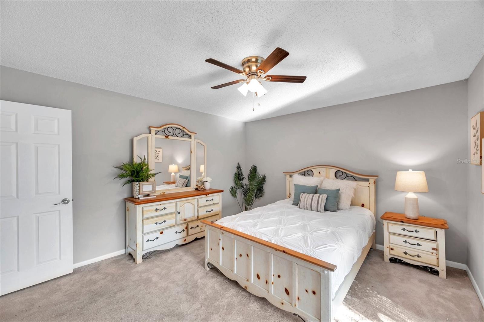 Image 28 of 44 For 6311 Newtown Circle 11b1