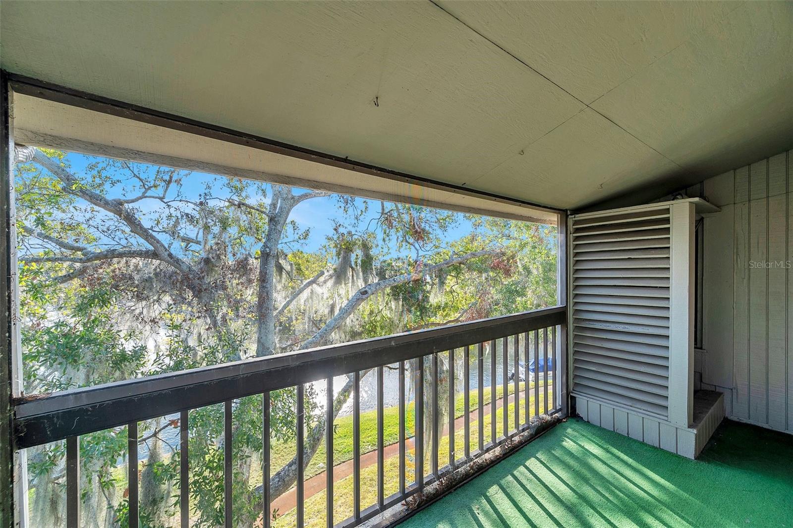 Image 31 of 44 For 6311 Newtown Circle 11b1