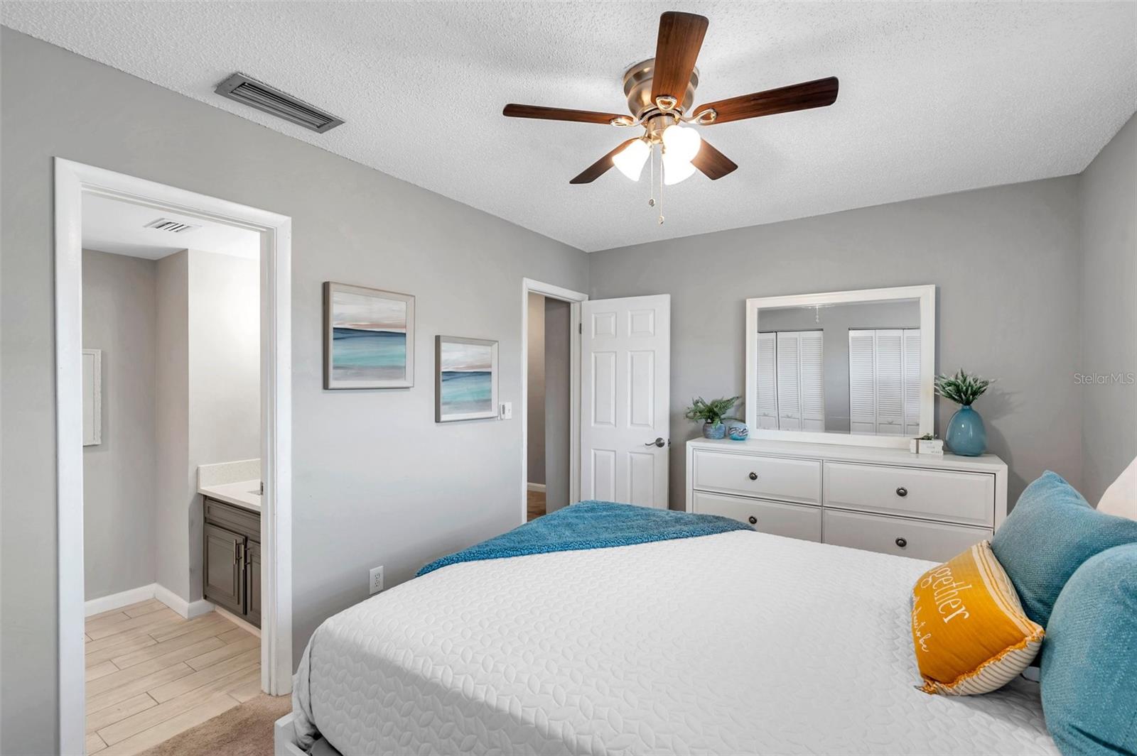 Image 39 of 44 For 6311 Newtown Circle 11b1