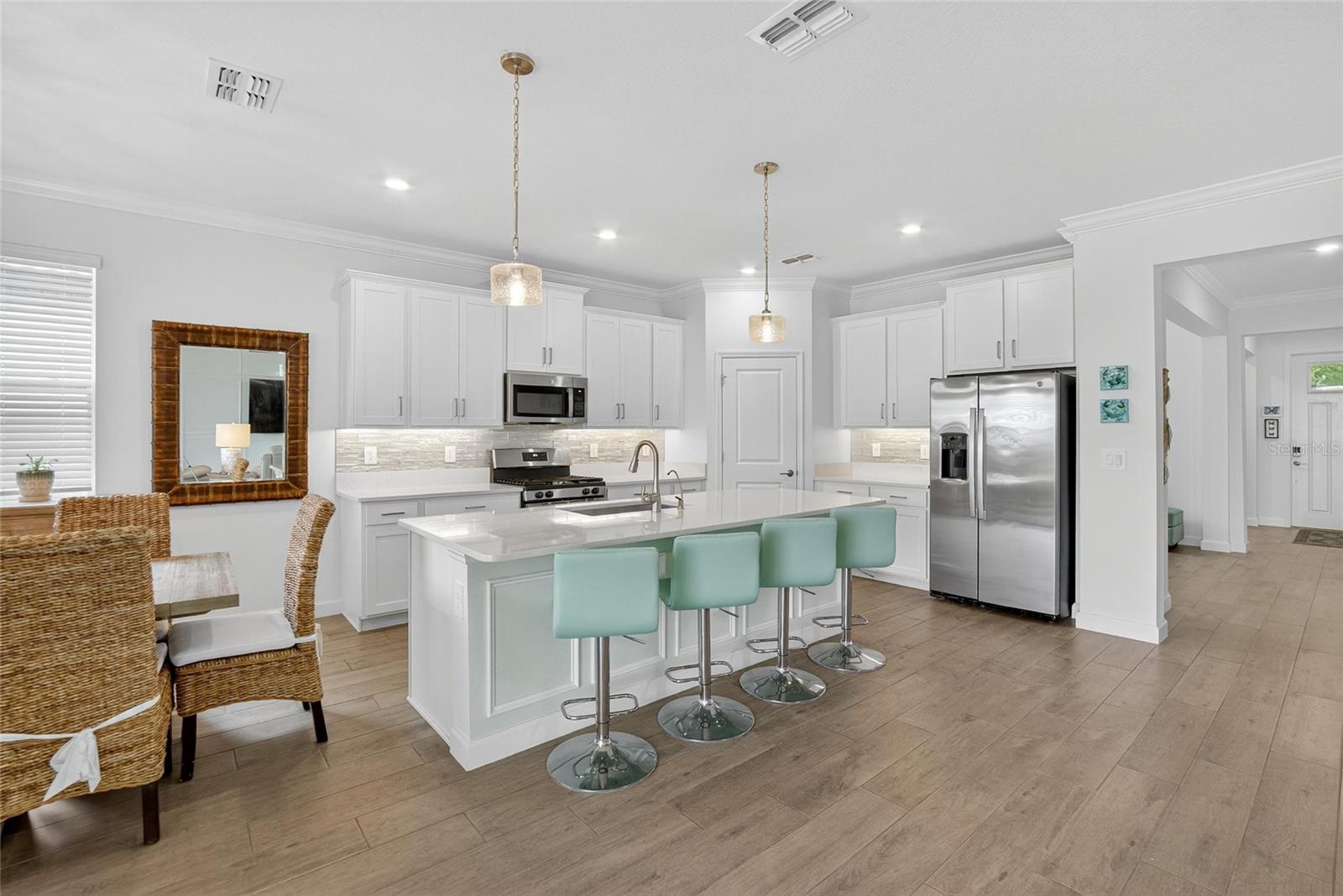 Image 11 of 76 For 17135 Holly Well Avenue