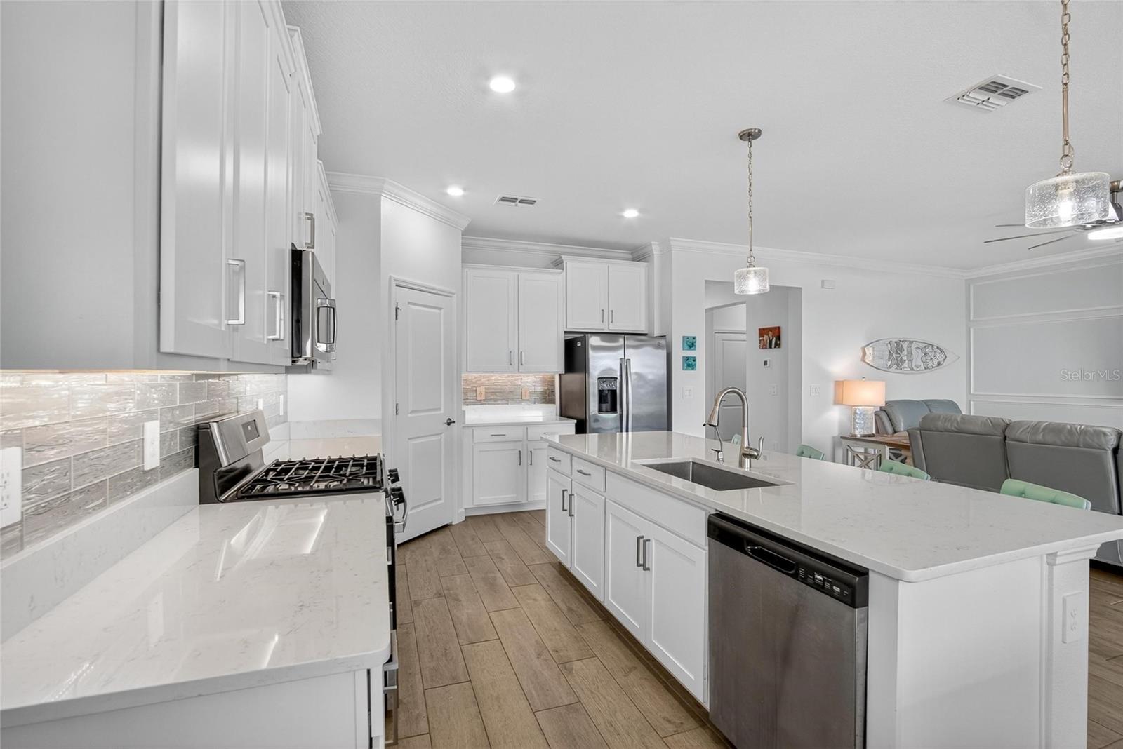 Image 13 of 76 For 17135 Holly Well Avenue