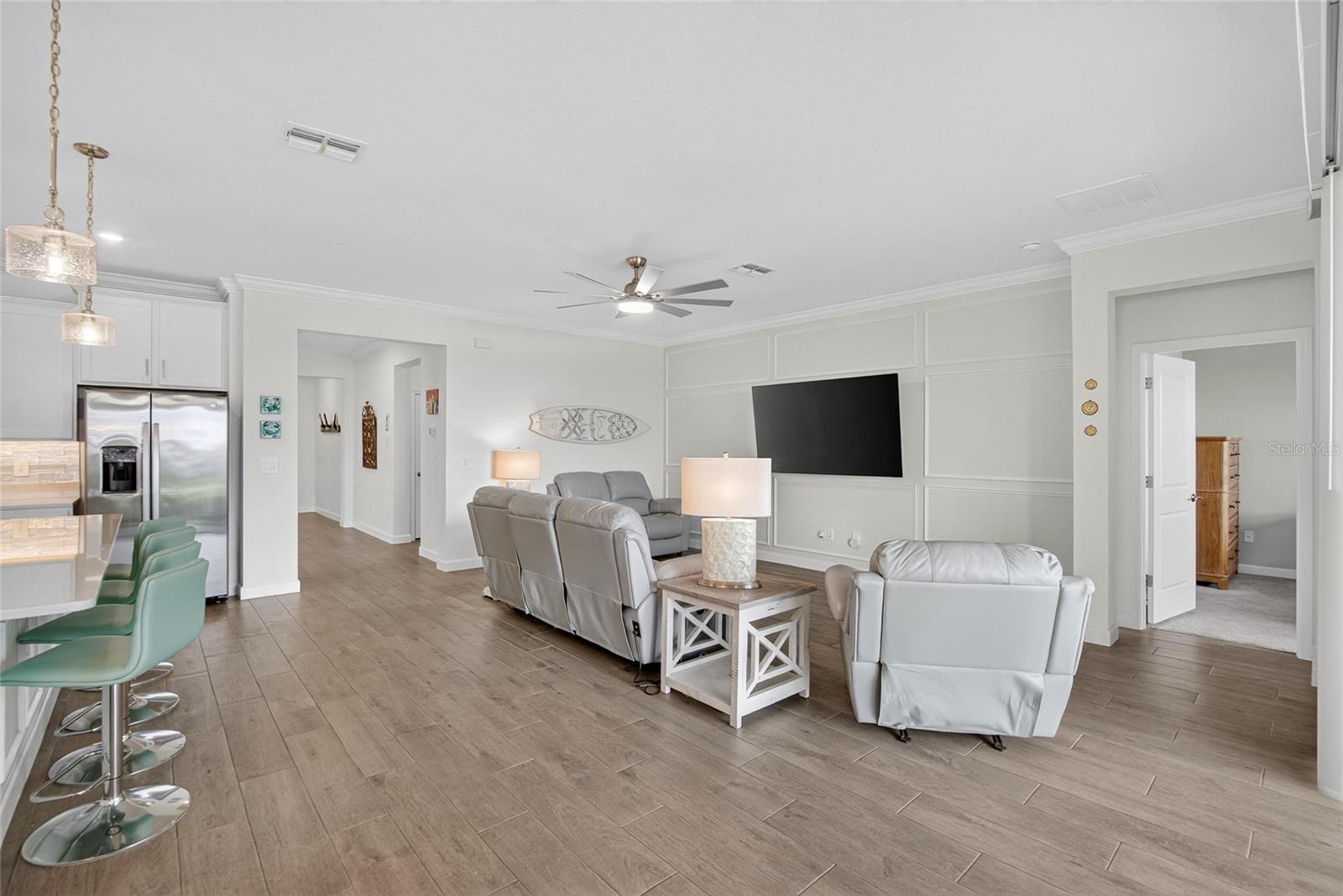 Image 17 of 76 For 17135 Holly Well Avenue