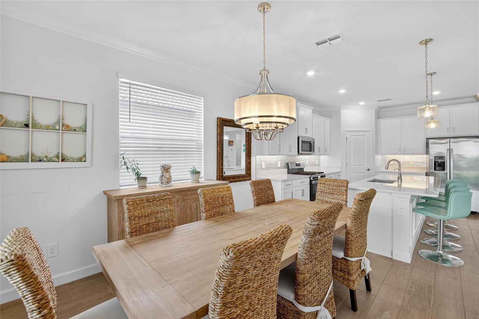 Image 18 of 76 For 17135 Holly Well Avenue