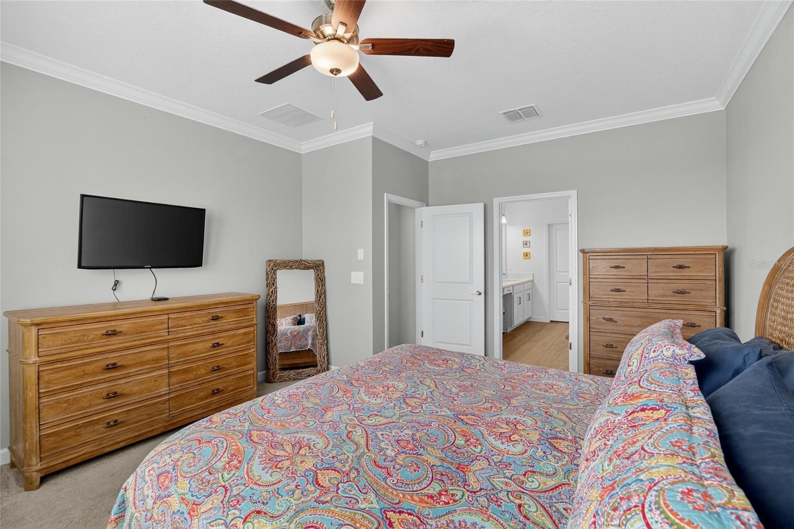 Image 24 of 76 For 17135 Holly Well Avenue