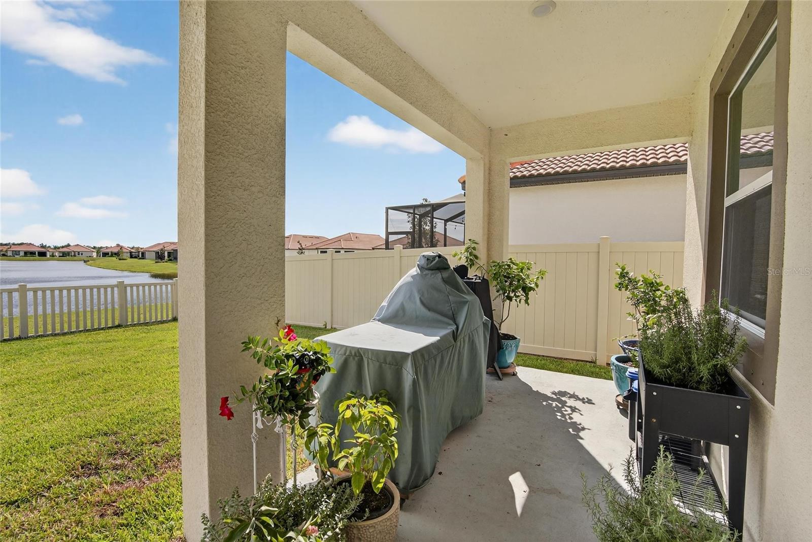 Image 39 of 76 For 17135 Holly Well Avenue