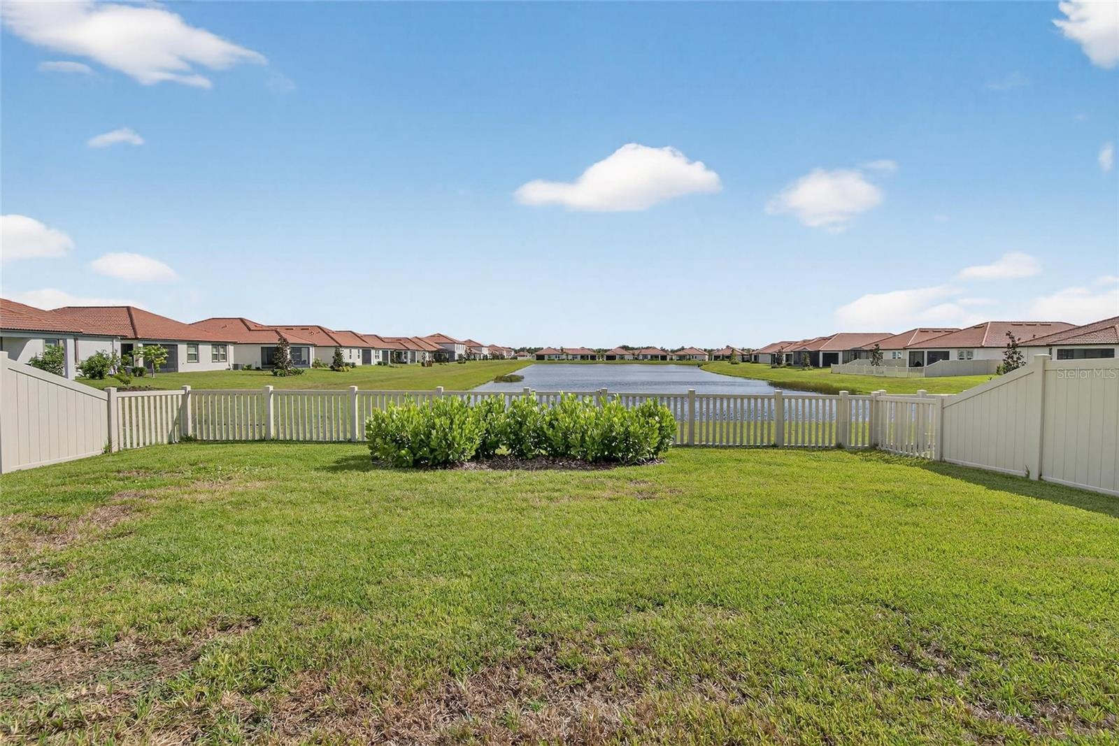 Image 40 of 76 For 17135 Holly Well Avenue