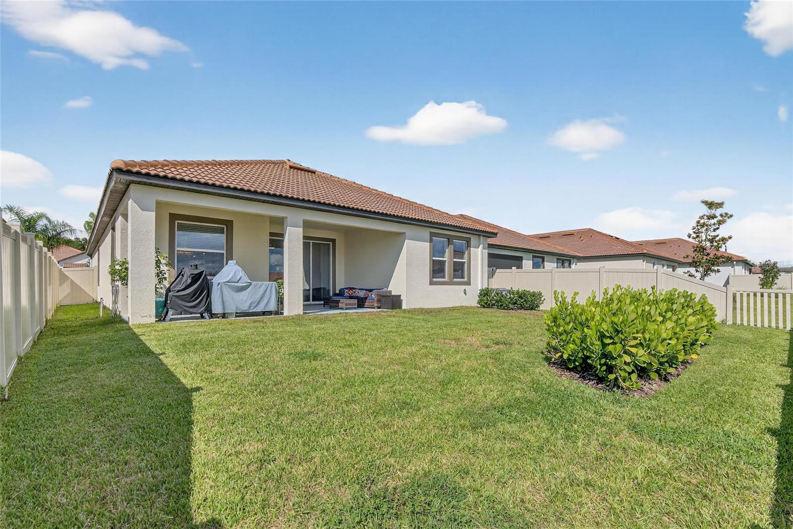 Image 44 of 76 For 17135 Holly Well Avenue