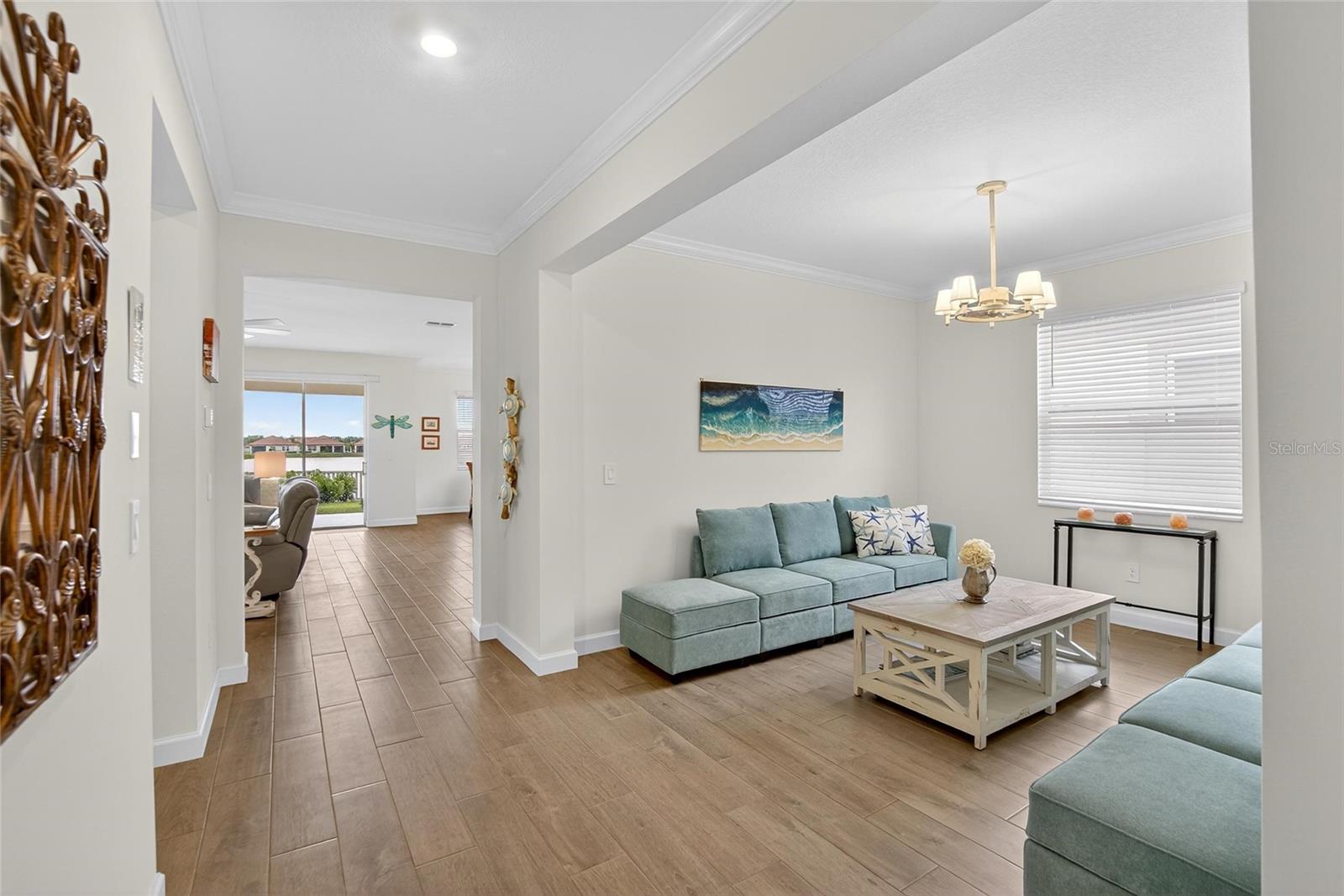 Image 5 of 76 For 17135 Holly Well Avenue