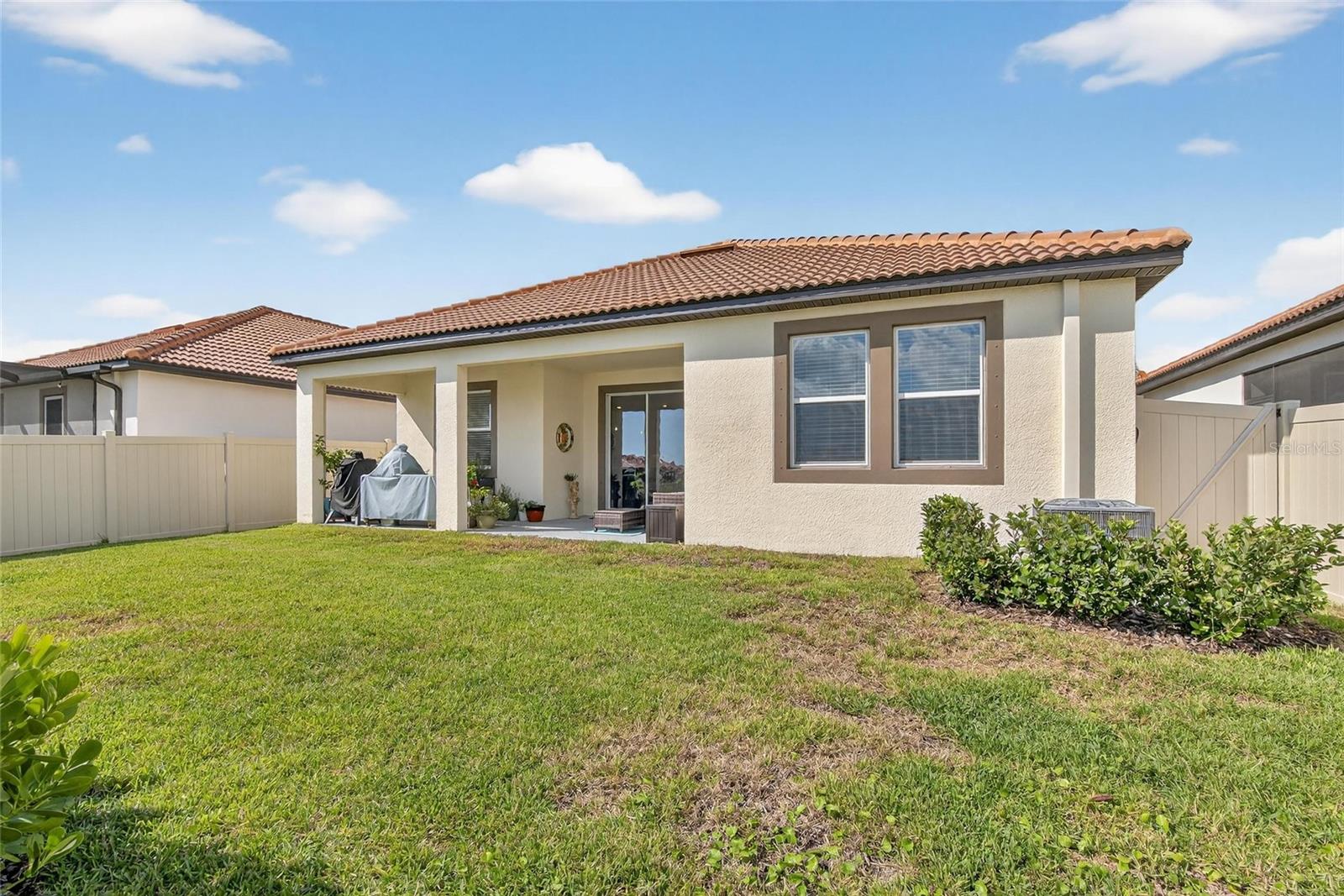 Image 52 of 76 For 17135 Holly Well Avenue