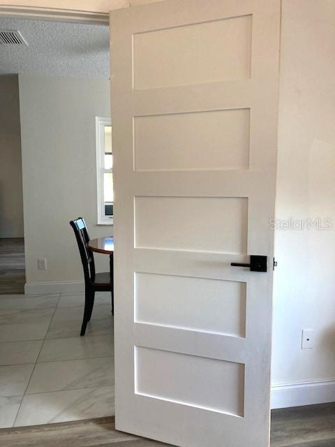 Image 21 of 49 For 1208 Litchfield Drive 39